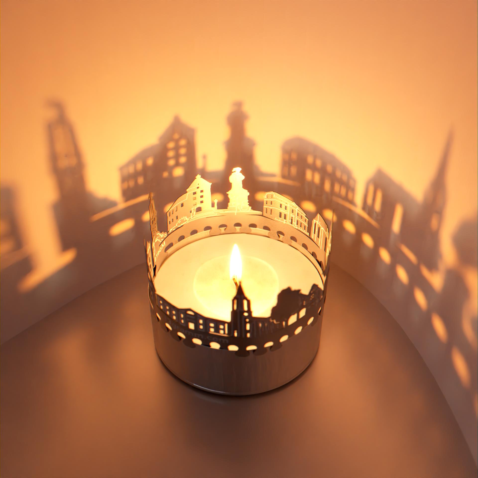 116_moers_souvenir_schattenspiel_skyline_postkarte_geschenk_koenig-friedrich-i_stadtkirche-st_martinus_grafschafter-museum_moerser-altstadt_windlicht