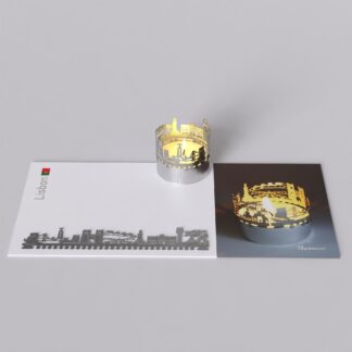 https://13gramm.com/shop/lissabon-skyline-souvenir-kerze-inklusive-postkarte/