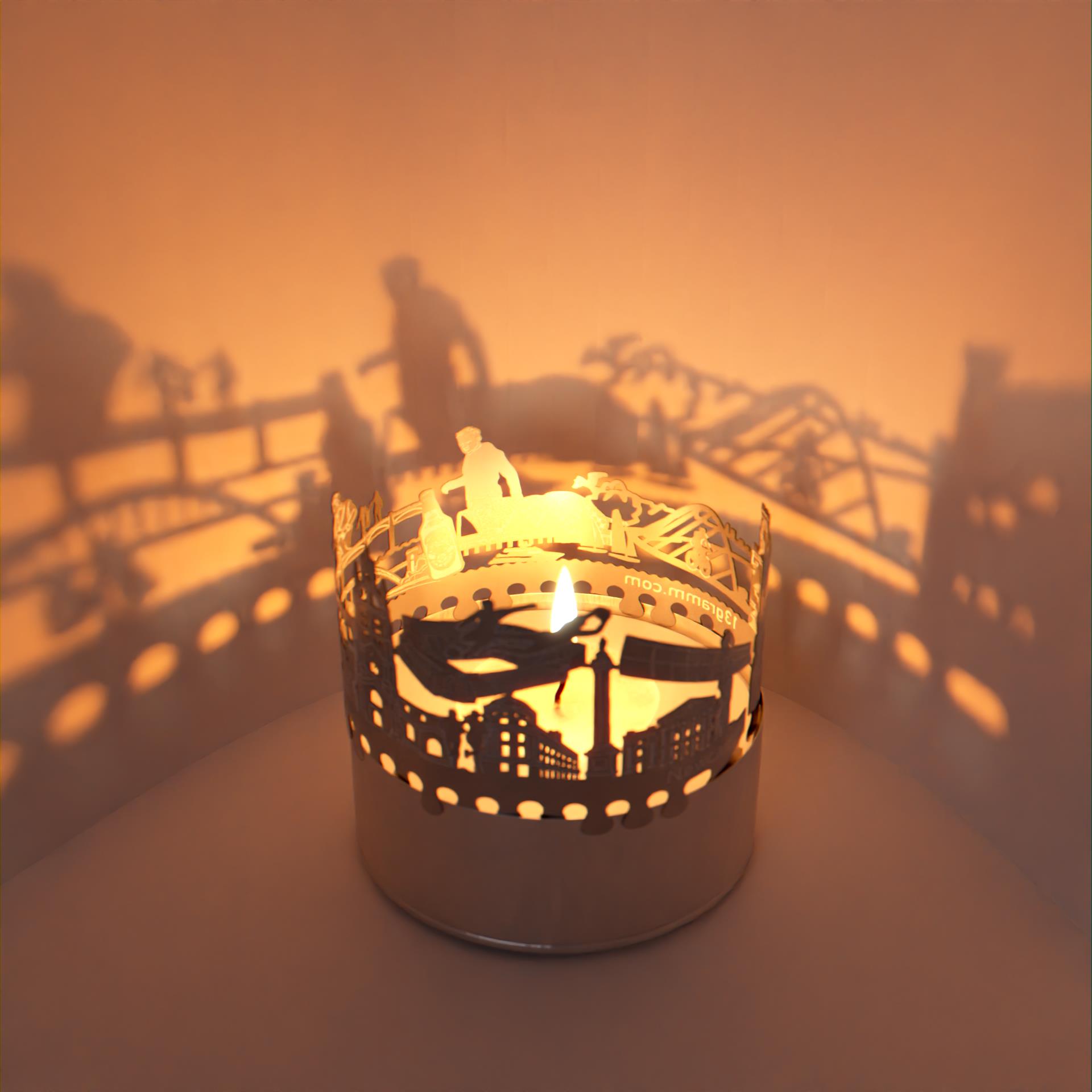 199_newcastle_city-light_souvenir_kerze_schattenprojektion_postkarte_kulturszene_tyne-bruecken_kathedrale_fussballstadion_musikalische-legenden