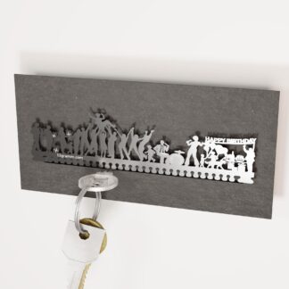 https://13gramm.com/shop/geburtstag-schluesselbrett-geschenk/