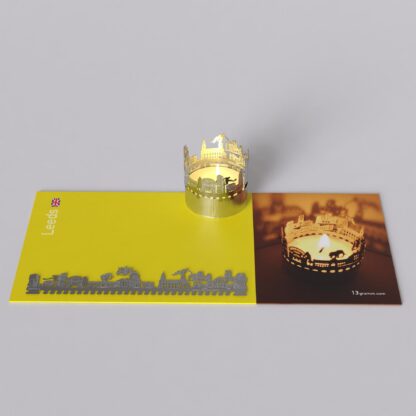 https://13gramm.com/shop/leeds-skyline-souvenir-kerze-inklusive-postkarte/