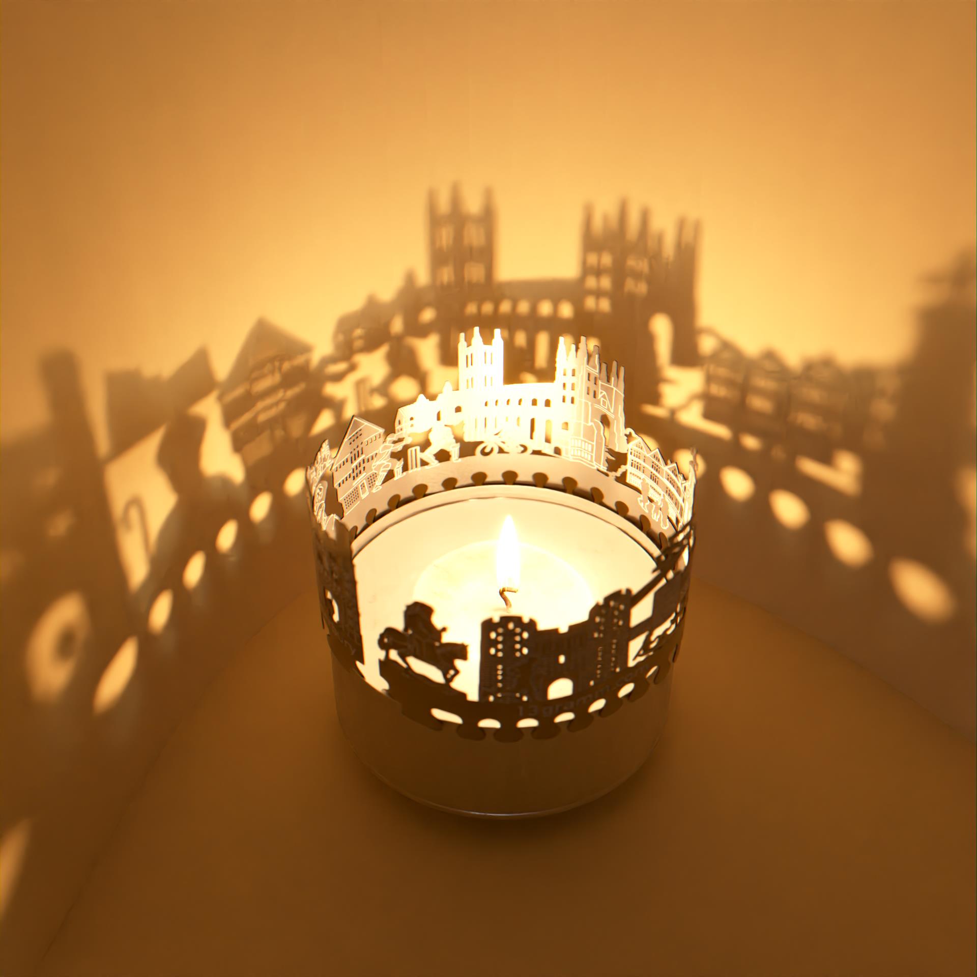 207_souvenir_canterbury_stimmungslicht_motivkerze_canterbury-motive_skyline_canterbury-gate_ducking-stool_river-boat_wonky-house