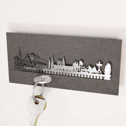 https://13gramm.com/shop/hamburg-skyline-souvenir-schluesselbrett/
