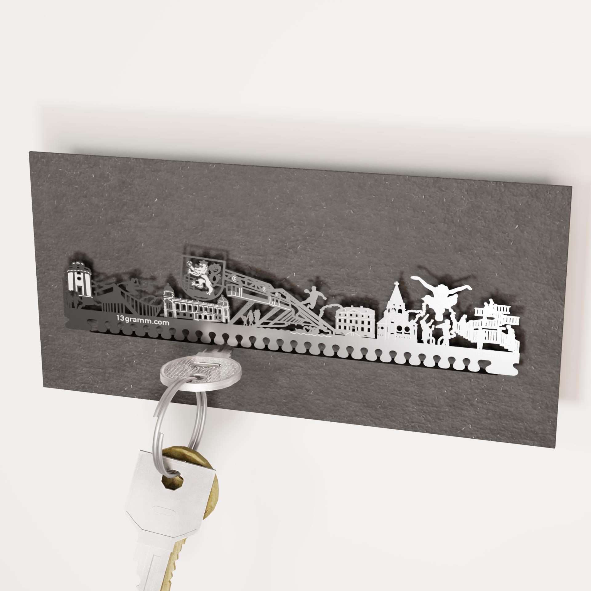https://13gramm.com/shop/wuppertal-skyline-souvenir-schluesselbrett/