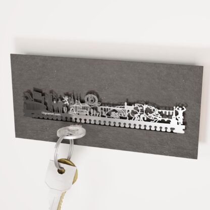 https://13gramm.com/shop/luxemburg-skyline-souvenir-schluesselbrett/