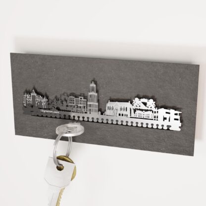 https://13gramm.com/shop/utrecht-skyline-souvenir-schluesselbrett/