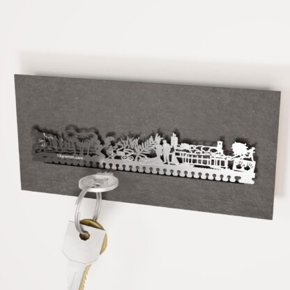 https://13gramm.com/shop/cannes-skyline-souvenir-schluesselbrett/