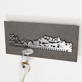 https://13gramm.com/shop/liechtenstein-skyline-souvenir-schluesselbrett/