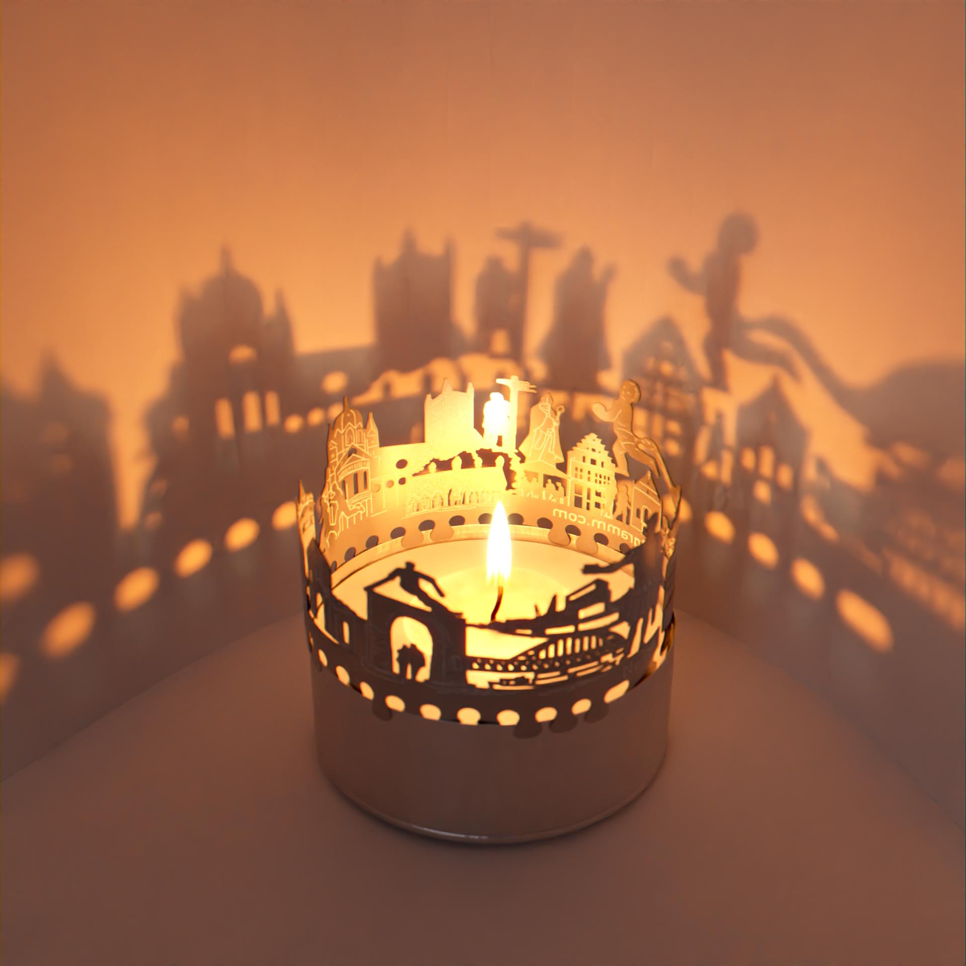 267_motivkerze_neuss_schattenspiel_postkarte_atmosphaerisches-licht_touristenattraktionen_wahrzeichen_kerzenlicht_skyline_teelicht-windlicht