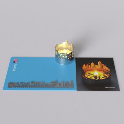 https://13gramm.com/shop/atlanta-skyline-souvenir-kerze-inklusive-postkarte/